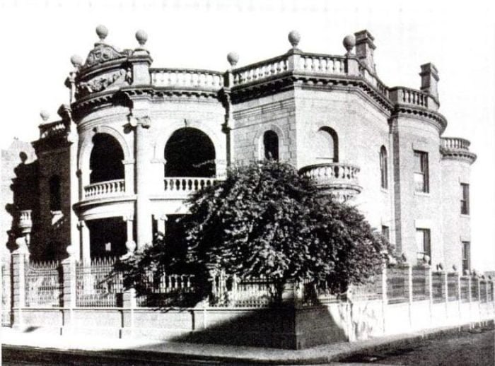casa de isaac garza