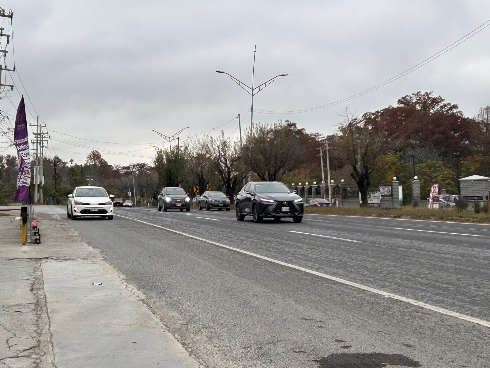 Implementan operativo en carreteras por fin de semana largo