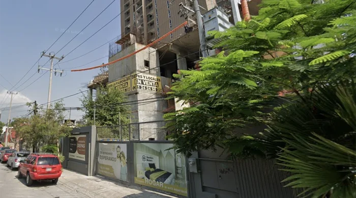 Un enfrentamiento entre albañiles en Monterrey resuena en el ámbito social y cultural de la región.