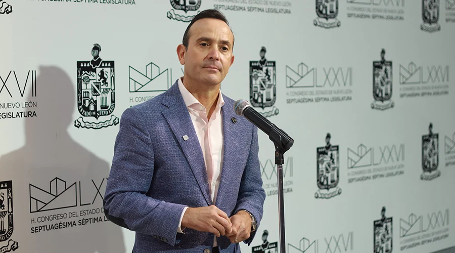 El Congreso local enfrenta problemas por la retención de su nómina de febrero, según denuncia de la bancada del PAN.