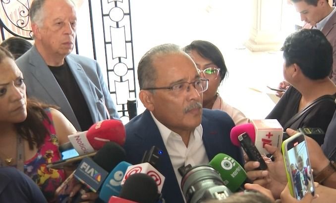 Andrés Mijes propone una comisión para finalizar las obras del Metro, con costos y avances claros.