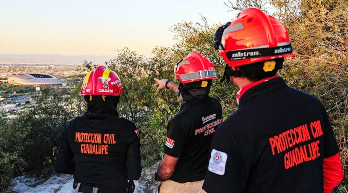 Guadalupe alerta a senderistas sobre el riesgo de incendios en el Cerro de la Silla debido a altas temperaturas.