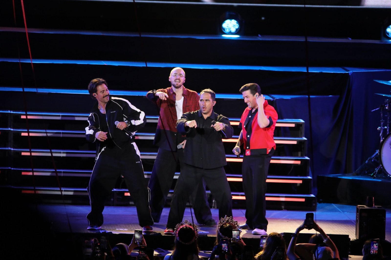 La boyband Big Time Rush realizó un espectáculo nostálgico en Monterrey, llenando el recinto con sus grandes éxitos.