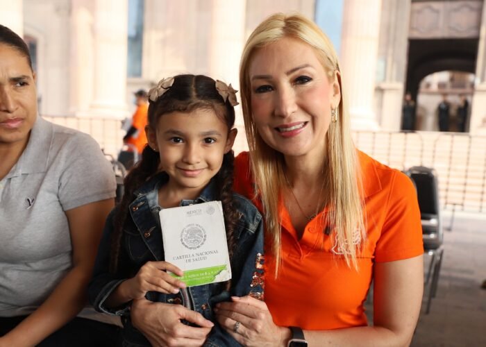 La macrobrigada de Salud en Nuevo León logra aplicar 14,000 vacunas en un solo día, destacando la necesidad de prevención.