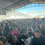 El evento de Sheinbaum, que atrajo a numerosas autoridades y líderes políticos, enfoca su atención en las obras del hospital.