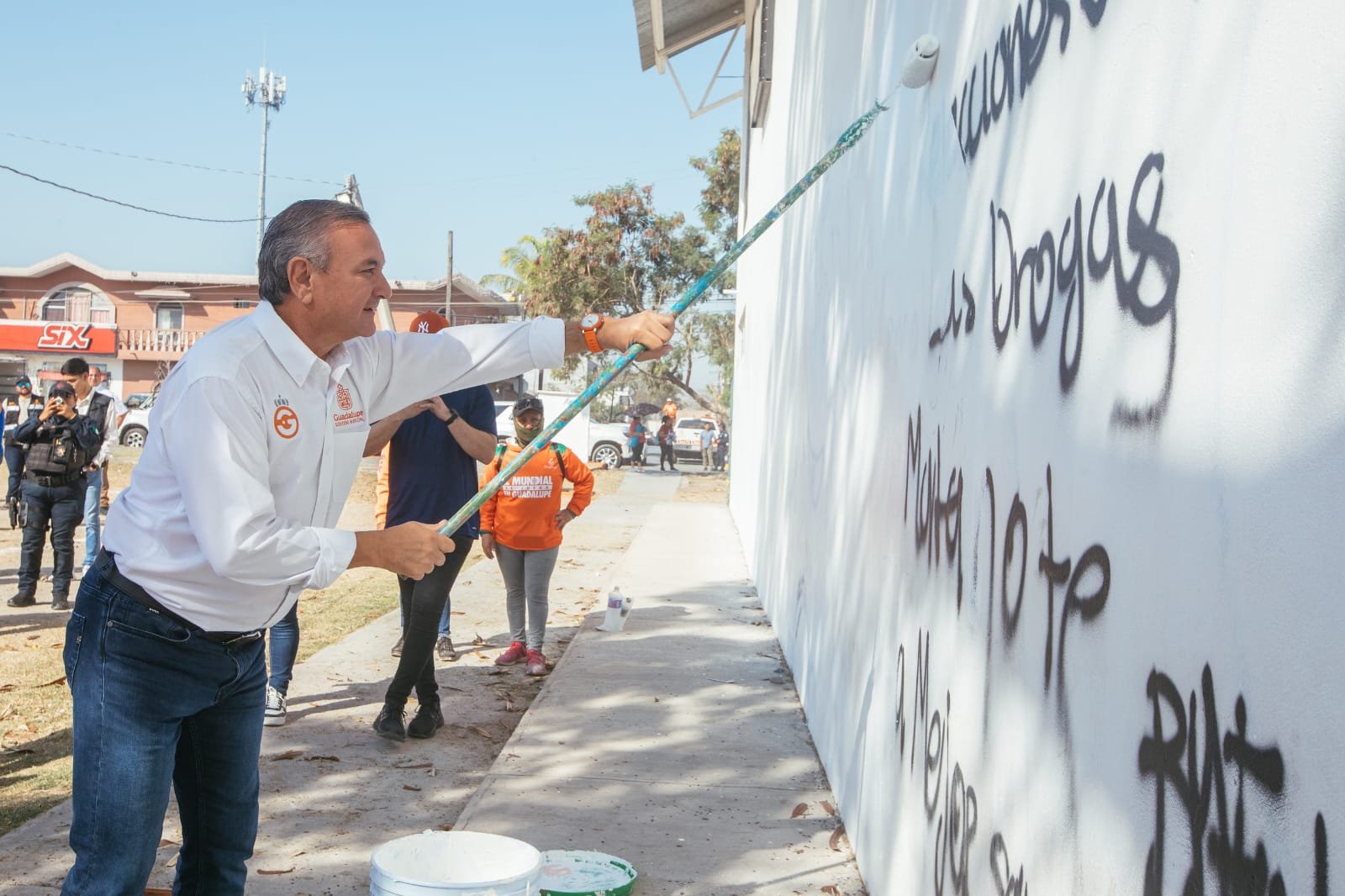 Más de 150 elementos participan en el operativo Invasión Ciudadana en Guadalupe, buscando mejorar la calidad de vida de los vecinos.