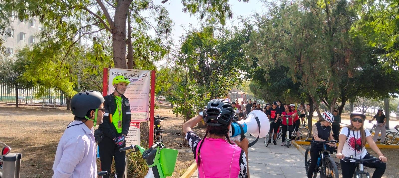 La rodada Corazones en Bici fue un evento exitoso que reunió a 70 ciclistas en Monterrey, promoviendo la movilidad sustentable.