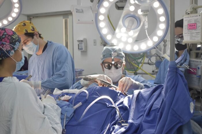 El IMSS de Nuevo León sumará un quirófano más en el HGZ No. 33 para mejorar atención quirúrgica en la región.