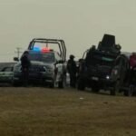 Un trágico hallazgo en General Bravo, Nuevo León, tras localizar un cuerpo en un vehículo incendiado.