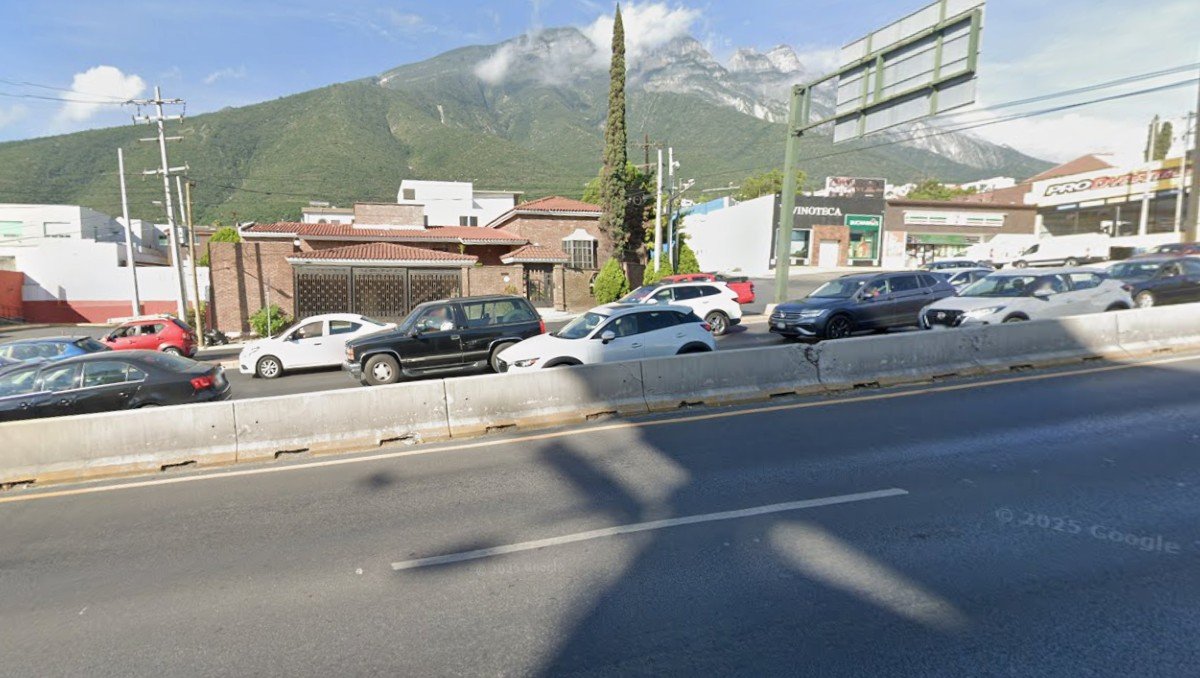 La automovilista implicada en el atropello de un joven en Monterrey queda en libertad mientras continúan las indagatorias pertinentes.