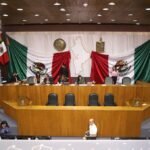 Diputados locales analizan informe sobre irregularidades en nómina legislativa, enfocándose en parentescos y montos por aclarar.