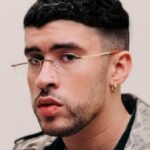 El cantante Bad Bunny fue fotografiado en Brasil con su ex novia Gabriela, provocando revuelo entre sus seguidores.