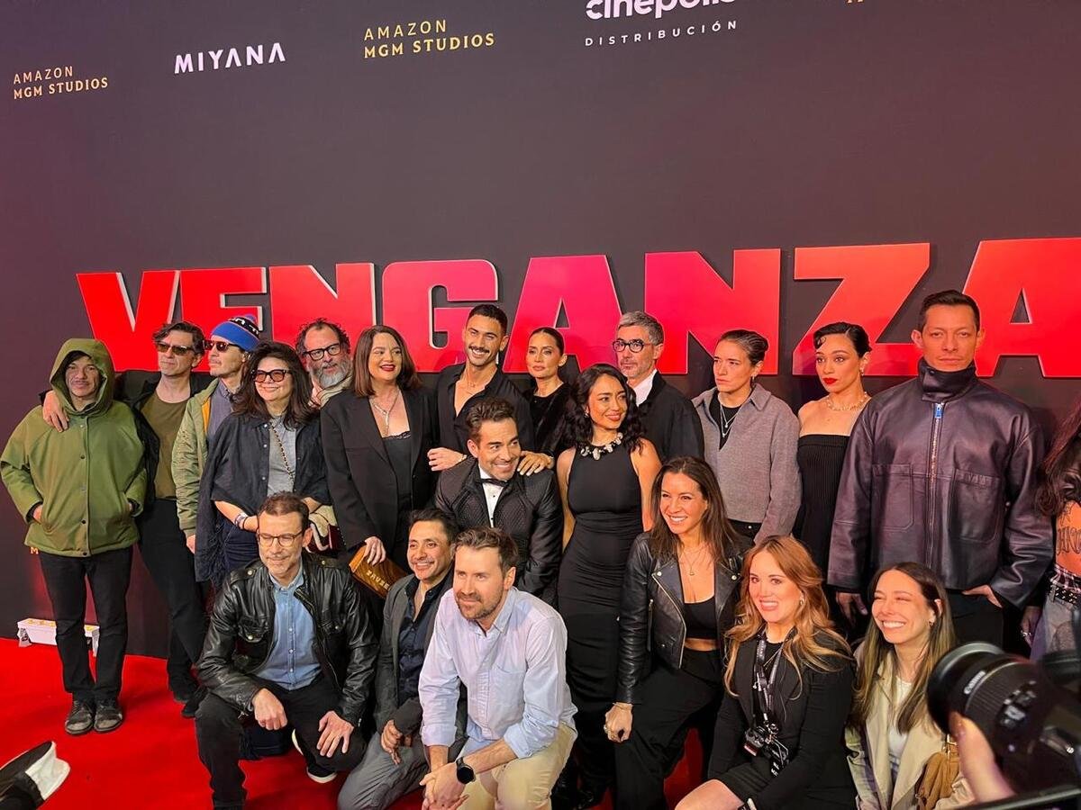 Descubre cómo Omar Chaparro y Alejandro Speitzer deslumbran en su nuevo papel en Venganza, un duelo inigualable.