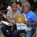 Más de 600 familias en Cadereyta reciben escrituras del IVNL, un paso importante hacia la regularización de su patrimonio.