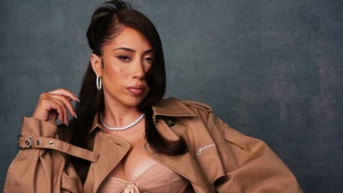 Kali Uchis ha decidido cancelar su esperado concierto en Guadalajara debido a disturbios en México, generando preocupación entre sus fans.