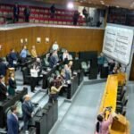 En un emotivo acto, los diputados de Nuevo León recuerdan a los elementos de seguridad fallecidos en Jalisco.