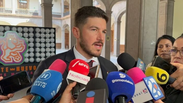 La ola de violencia en México ha llevado a anticipar medidas de seguridad para el Mundial, asegura el gobernador Samuel García.