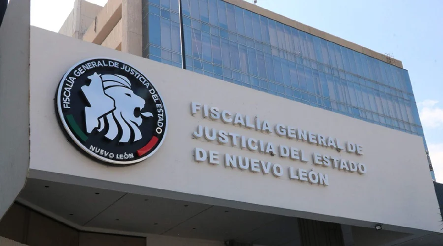 Autoridades de Nuevo León rompen con las actividades de una célula criminal en la región metropolitana, generando repercusiones.