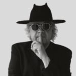 Descubre la intrigante historia del Cártel de la Energía Fantasma y su impacto en la música y la sociedad.