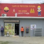 Los comerciantes de Pesquería están implementando traductores móviles y lenguaje corporal para atender a clientes coreanos.