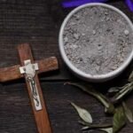 Descubre el simbolismo detrás de la quema de palmas en el Miércoles de Ceniza y su importancia para los católicos.