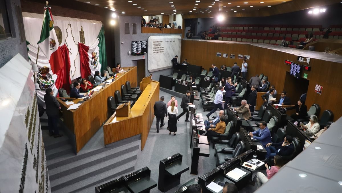 Con la reciente modificación en Nuevo León, jóvenes podrán competir por la gubernatura desde los 28 años, cambiando la política local.