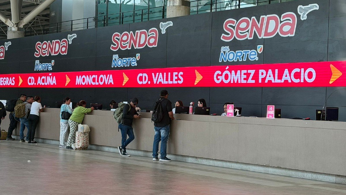 Los recientes hechos violentos en Nuevo León han provocado cancelaciones en vuelos y salidas de autobuses. Conoce más.