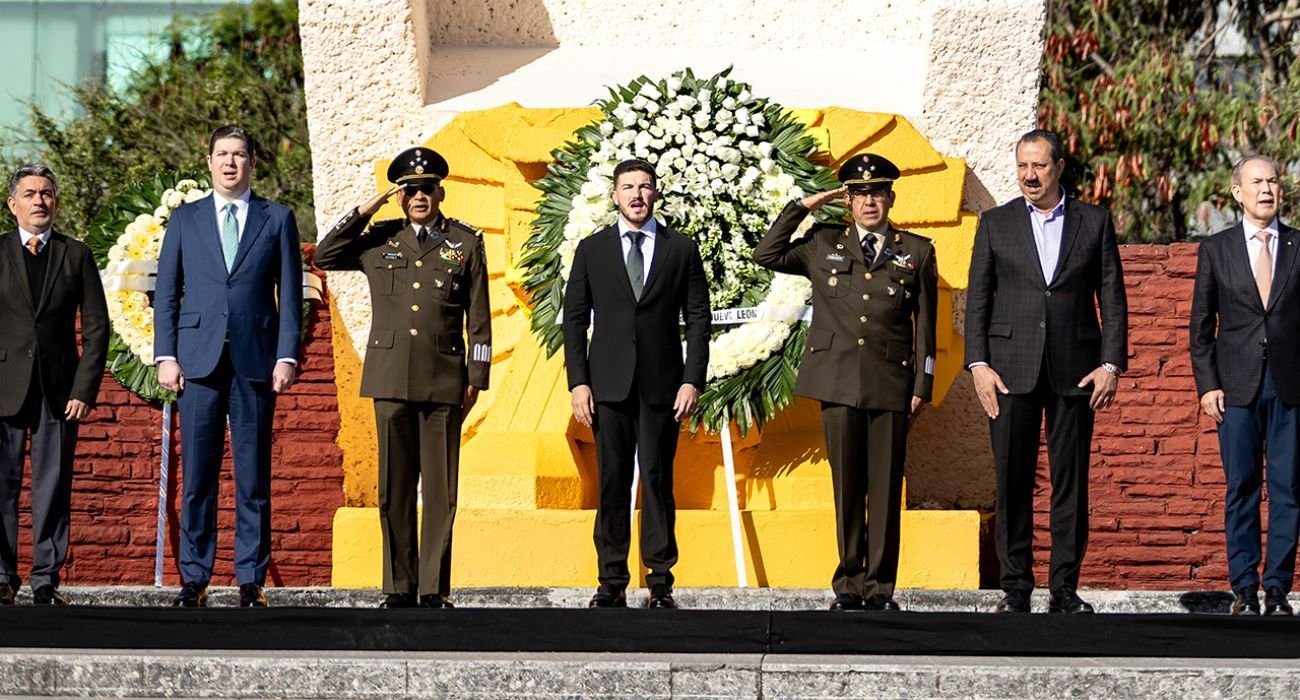 El gobernador Samuel destacó la nueva Carta estatal en el aniversario de las Constituciones de 1857 y 1917, elevando a Nuevo León.