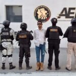 Un hombre fue detenido en Vallecillo, NL, tras el robo de un tractocamión y la privación de libertad de su chofer.