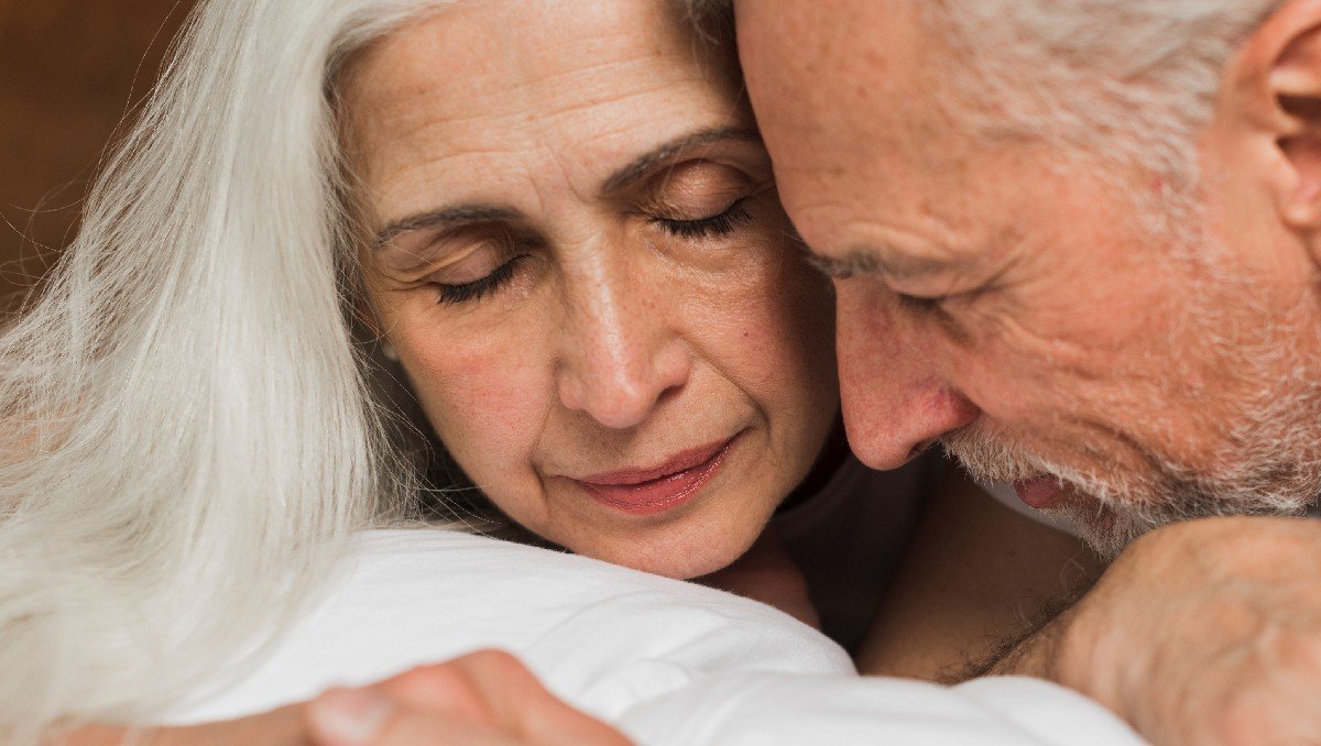 Menopausia: Cómo mantener vivo el placer sexual durante esta etapa