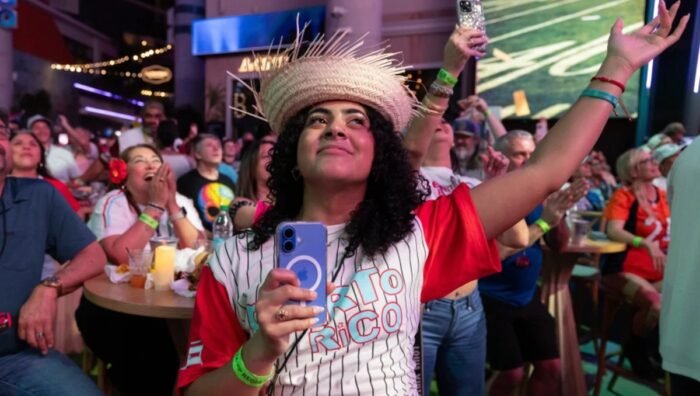 El show de Bad Bunny en el Super Bowl resonó en Puerto Rico, donde se vivieron momentos históricos y celebraciones memorables.