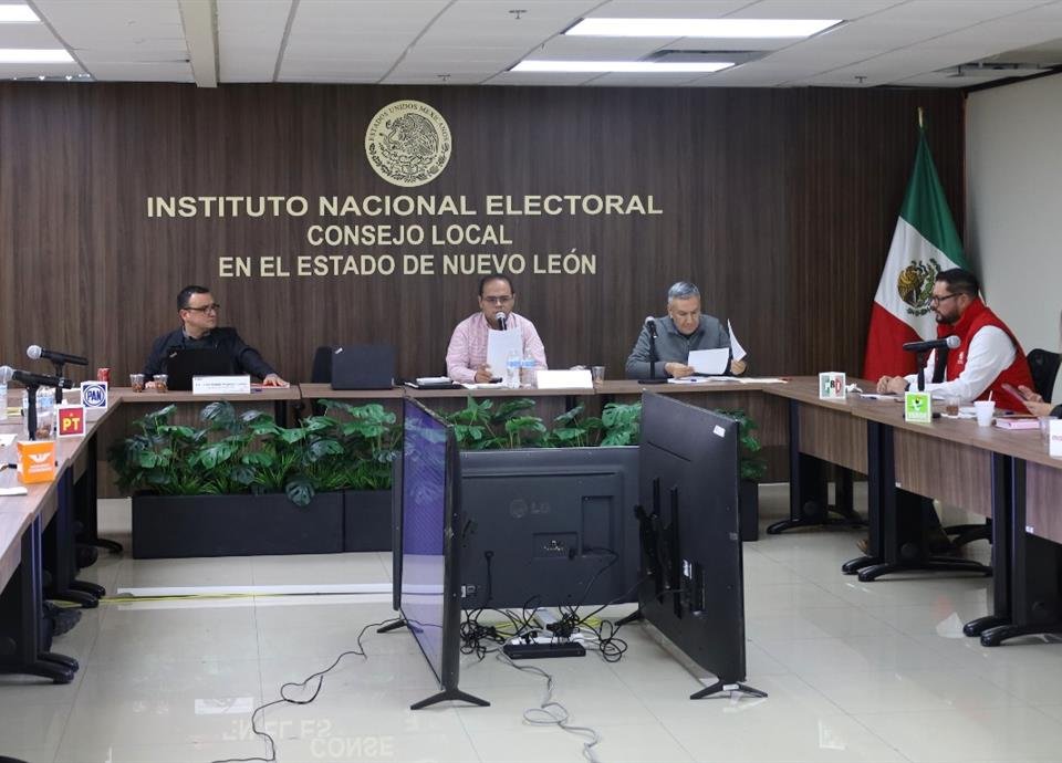 Más de 133 mil credenciales serán destruidas por el INE Nuevo León, buscando un padrón electoral ordenado y eficiente.