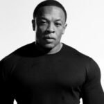 El icónico productor Dr. Dre entra en la lista de multimillonarios de Forbes, destacando su legado en la música y los negocios.