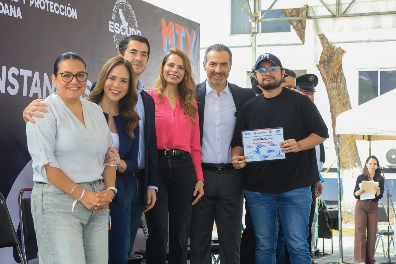 El programa Maneja Seguro, impulsado por el DIF Monterrey, ha beneficiado a más de 1200 personas en la ciudad.