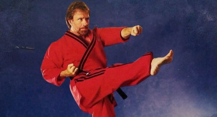 Conoce a las celebridades que se formaron en artes marciales bajo la tutela de Chuck Norris y su metodología única.