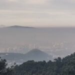 Un reciente estudio revela que la contaminación en Monterrey afecta seriamente la salud de sus habitantes. Descubre más.