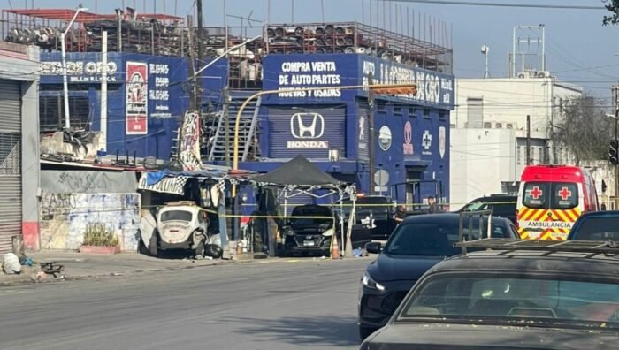 Un ataque a balazos en Monterrey deja a una pareja fallecida, elevando preocupaciones sobre la seguridad en la colonia Moderna.