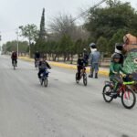 La Séptima Zona Militar organiza un evento familiar que reúne a más de mil personas en una ceremonia significativa.
