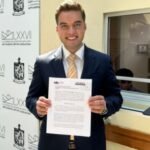 El diputado Jesús Elizondo de Morena impulsa una iniciativa para la antigüedad de empleados del ISSSTE en México.