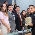 El Bicentenario de Salinas Victoria se celebra con la entrega de la Presea Gral. Guadalupe Victoria, destacando logros municipales.