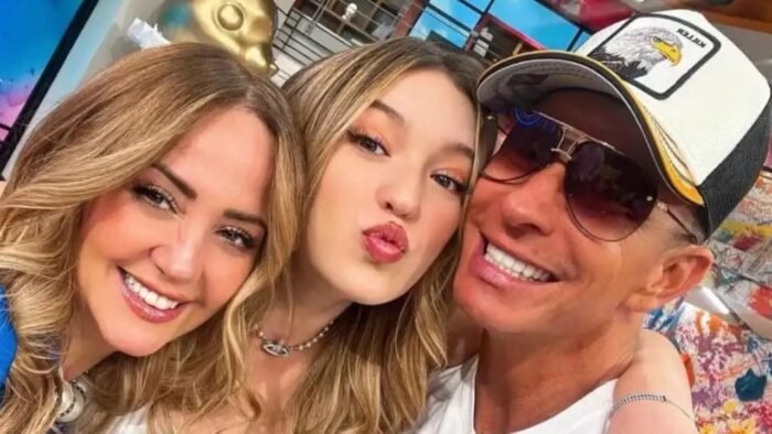 La joven Mía Rubín reflexiona sobre las nuevas parejas de sus padres, Erik Rubín y Andrea Legarreta, enfatizando su felicidad.