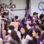 Miles de mujeres se unen en Monterrey en una marcha por justicia e igualdad en el Día Internacional de la Mujer.