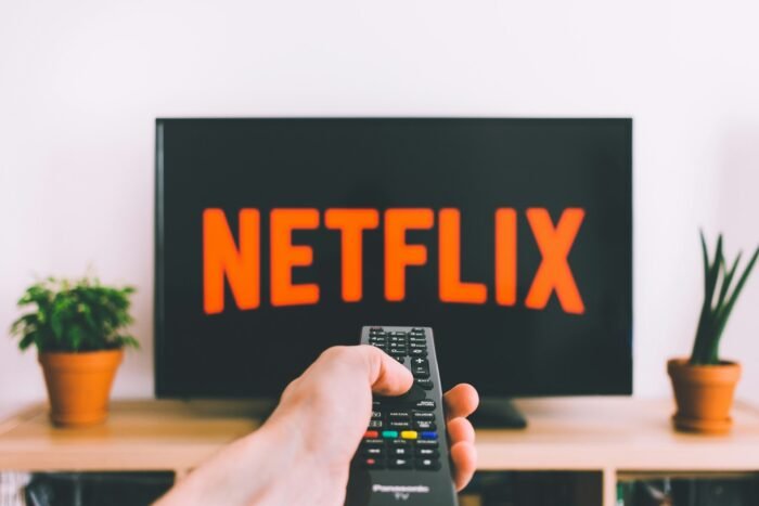 Con el reciente aumento de precios, Netflix reconfigura su oferta en México. Conoce los nuevos costos y lo que implica para los usuarios.