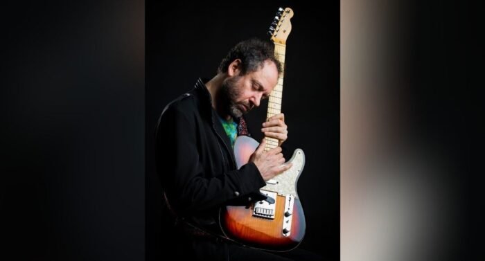 El reconocido músico Alejandro Marcovich está en coma tras un grave derrame cerebral, según confirmó su familia.