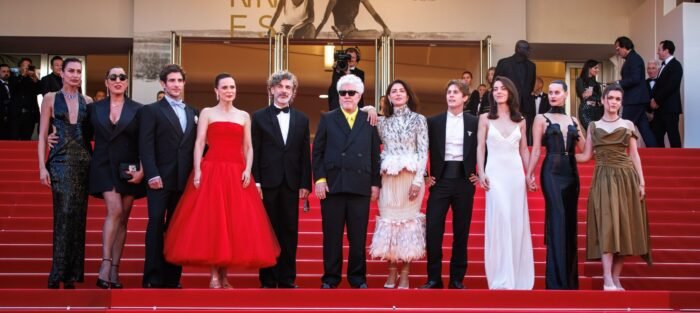 Este jueves se estrena en Monterrey Amarga Navidad, la nueva película de Pedro Almodóvar con un elenco destacado.