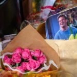 La muerte de Matthew Perry revela una conexión inquietante con el tráfico de ketamina en la industria del entretenimiento.