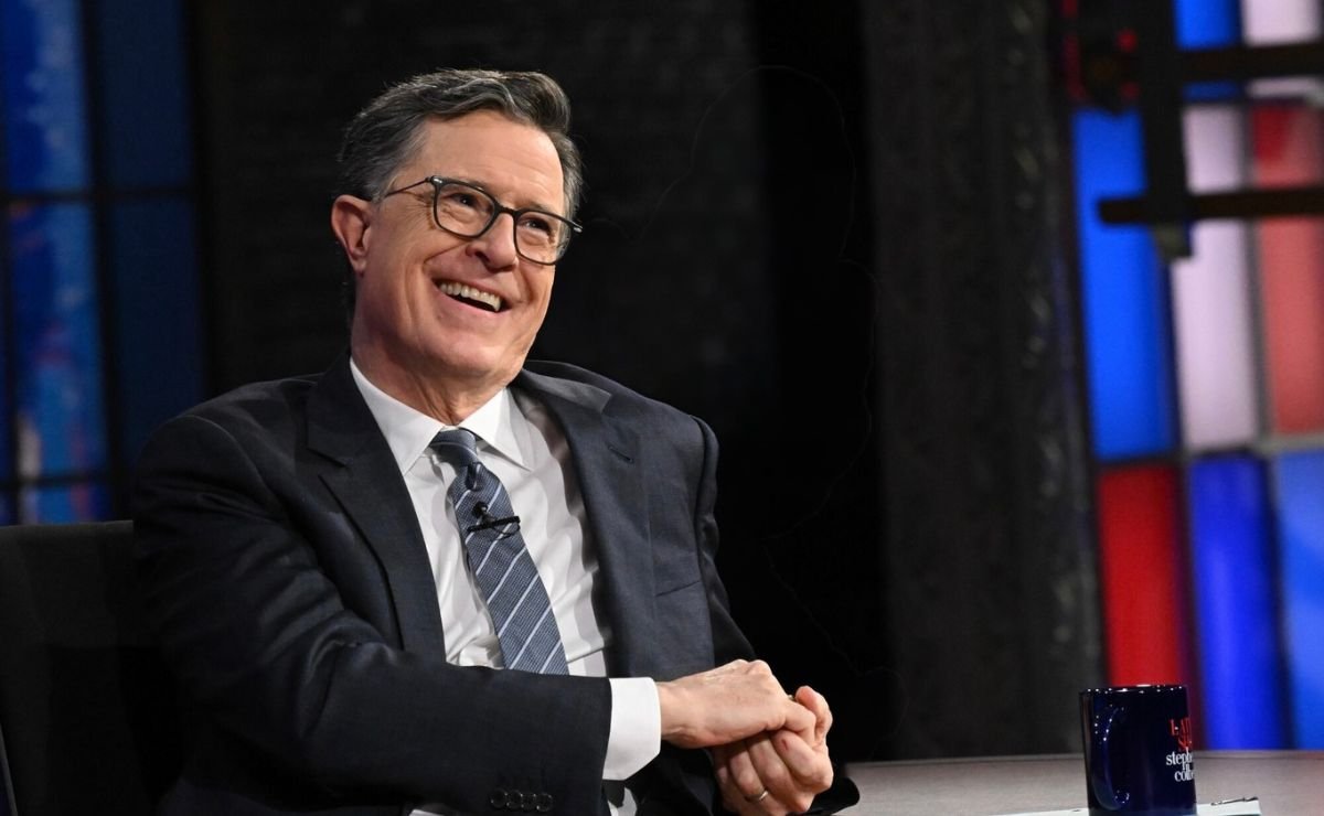 La exitosa carrera de Stephen Colbert concluye mientras Donald Trump celebra el fin del programa de CBS.