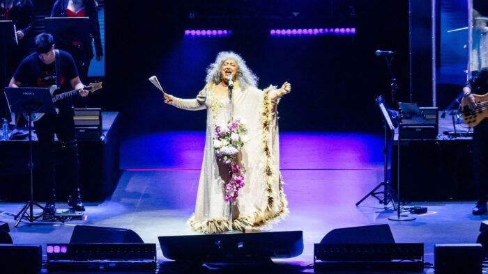 La cantante argentina cautivó a sus fanáticos en Monterrey con un concierto lleno de nostalgia y homenaje a Diego Verdaguer.
