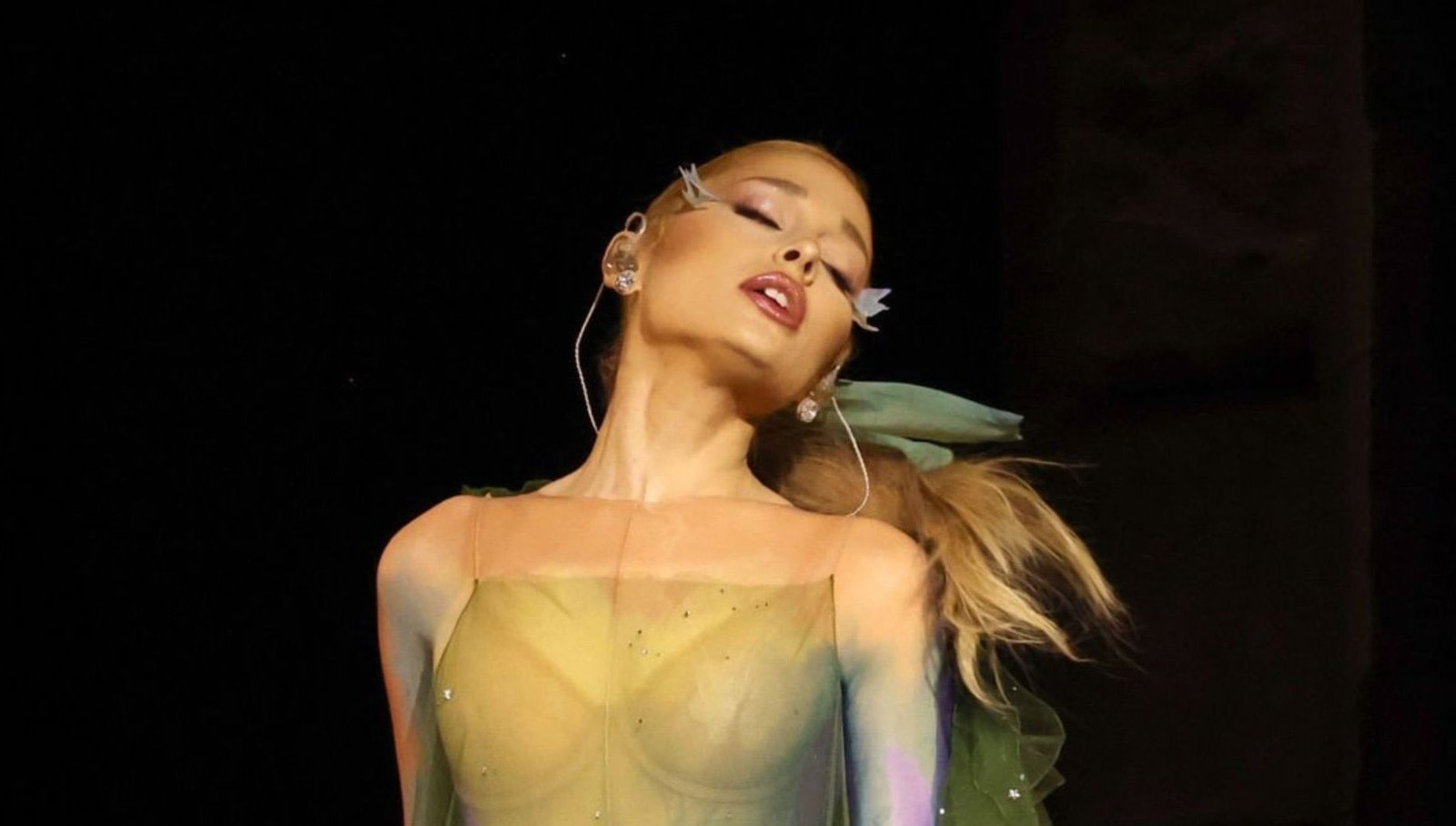 Ariana Grande ha vuelto a los escenarios con su gira Eternal Sunshine, un evento muy esperado por sus fanáticos.