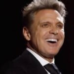 Luis Miguel ha sido dado de alta de su hospitalización y continúa con su tratamiento en casa tras una evolución favorable.